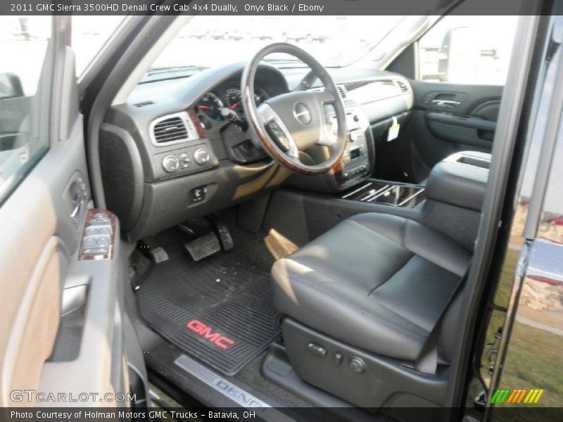 Onyx Black / Ebony 2011 GMC Sierra 3500HD Denali Crew Cab 4x4 Dually