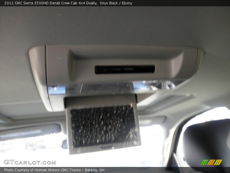 Onyx Black / Ebony 2011 GMC Sierra 3500HD Denali Crew Cab 4x4 Dually