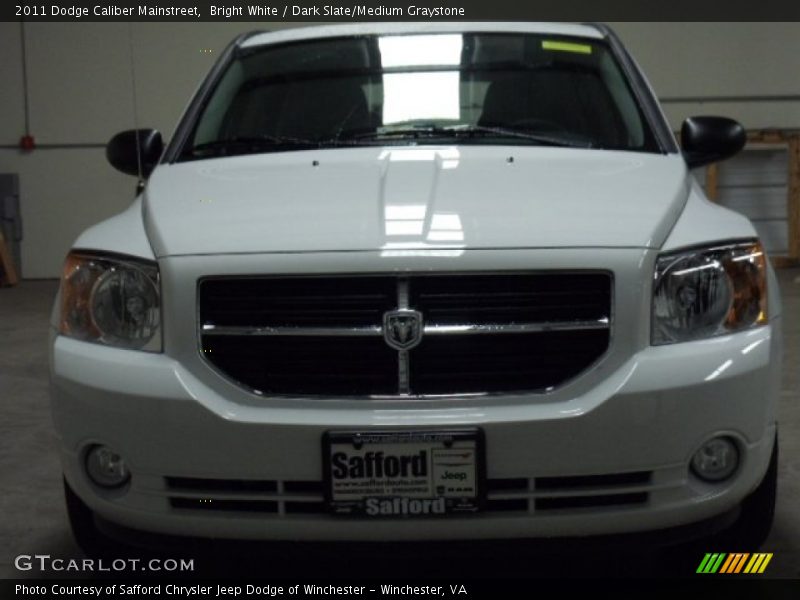 Bright White / Dark Slate/Medium Graystone 2011 Dodge Caliber Mainstreet
