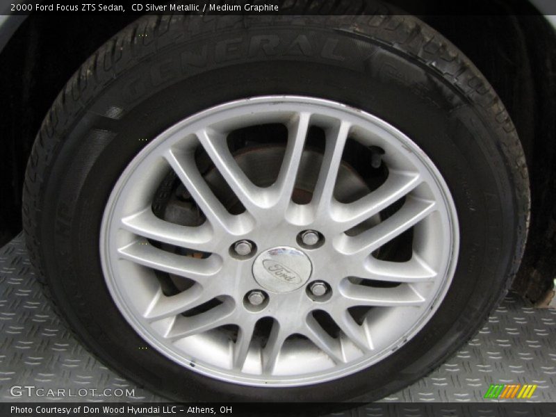 CD Silver Metallic / Medium Graphite 2000 Ford Focus ZTS Sedan