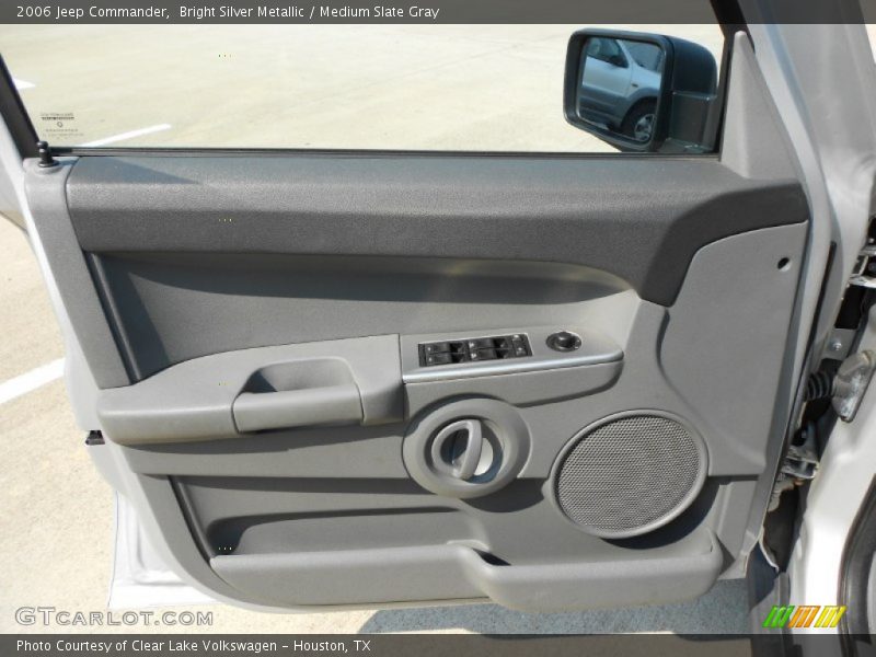 Bright Silver Metallic / Medium Slate Gray 2006 Jeep Commander