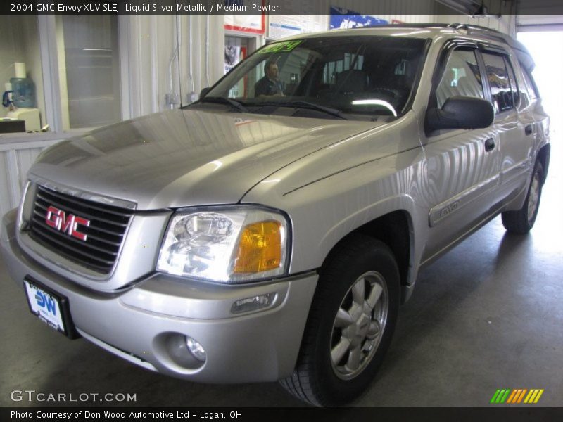 Liquid Silver Metallic / Medium Pewter 2004 GMC Envoy XUV SLE