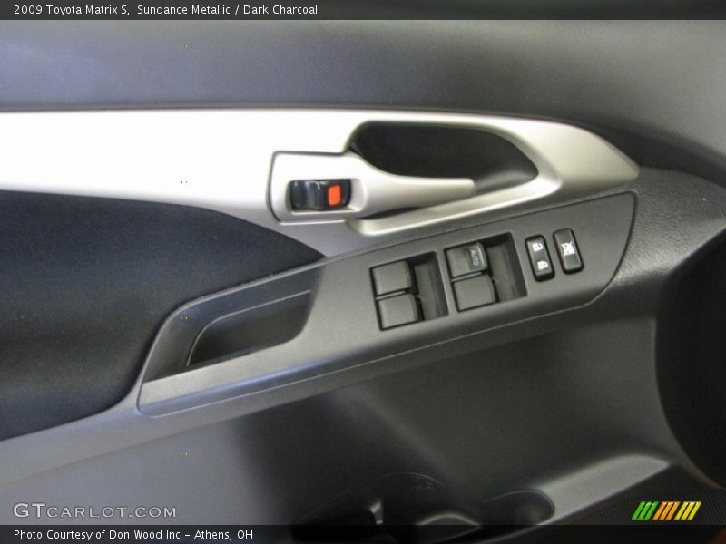 Sundance Metallic / Dark Charcoal 2009 Toyota Matrix S