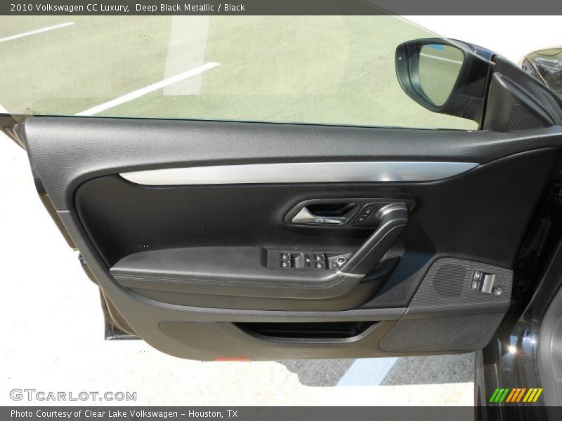 Door Panel of 2010 CC Luxury