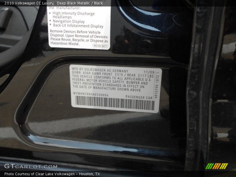 Deep Black Metallic / Black 2010 Volkswagen CC Luxury