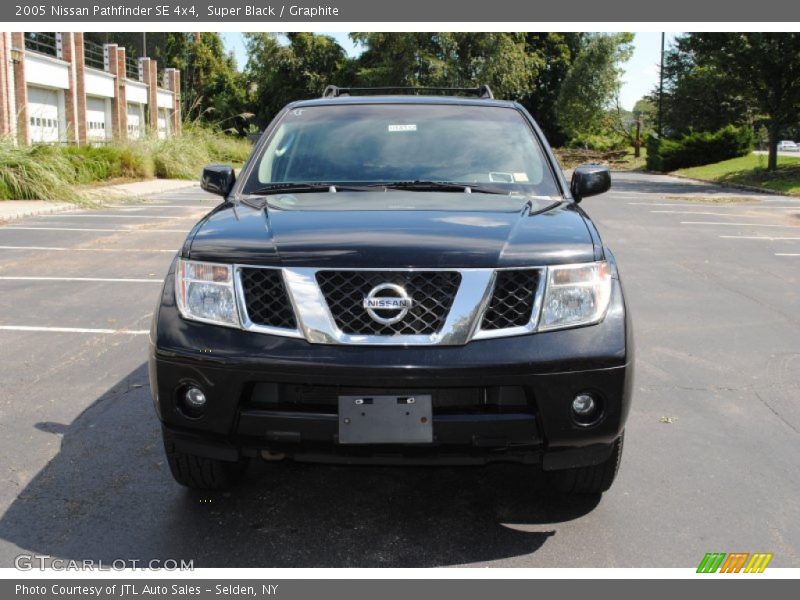 Super Black / Graphite 2005 Nissan Pathfinder SE 4x4