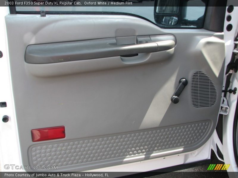 Door Panel of 2003 F350 Super Duty XL Regular Cab