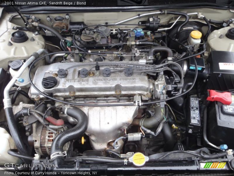 Sandrift Beige / Blond 2001 Nissan Altima GXE