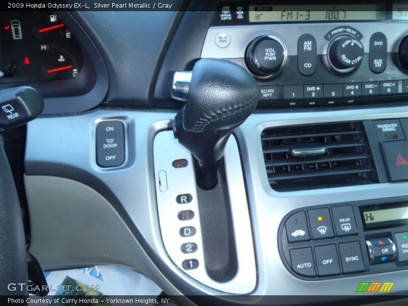 Silver Pearl Metallic / Gray 2009 Honda Odyssey EX-L