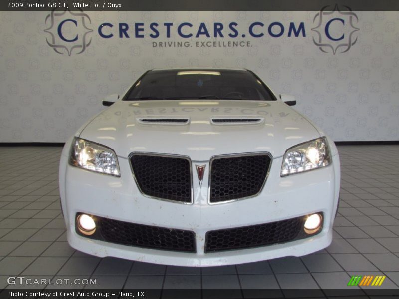 White Hot / Onyx 2009 Pontiac G8 GT