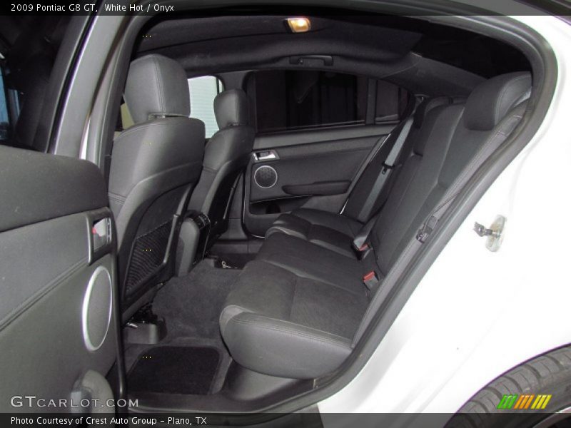 White Hot / Onyx 2009 Pontiac G8 GT