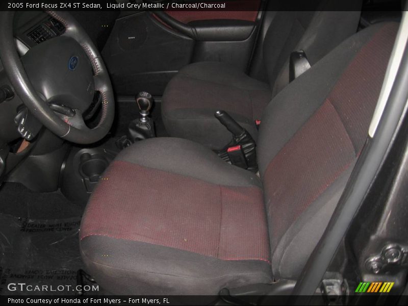 Liquid Grey Metallic / Charcoal/Charcoal 2005 Ford Focus ZX4 ST Sedan