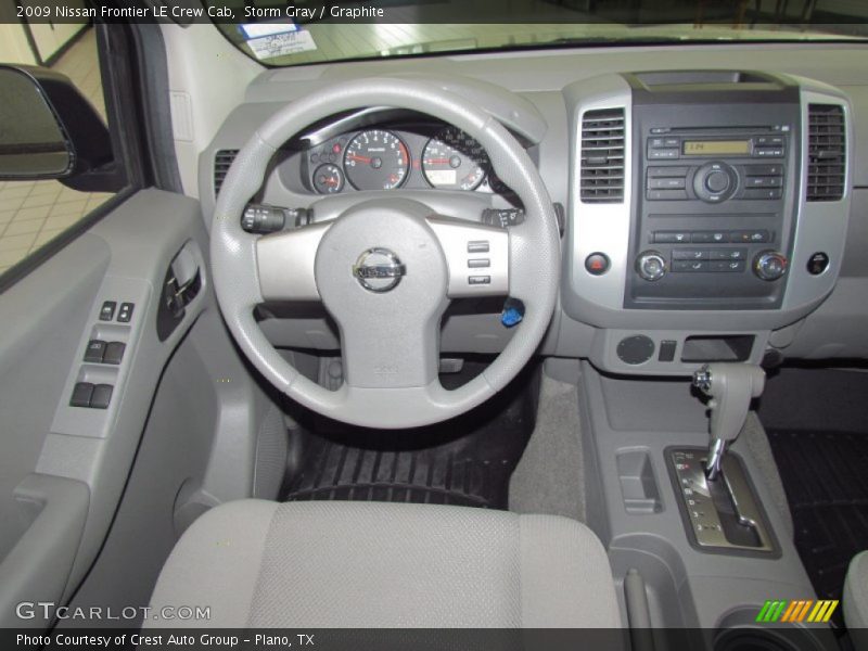 Storm Gray / Graphite 2009 Nissan Frontier LE Crew Cab