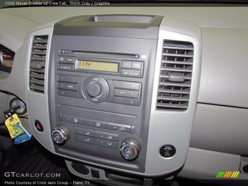 Storm Gray / Graphite 2009 Nissan Frontier LE Crew Cab