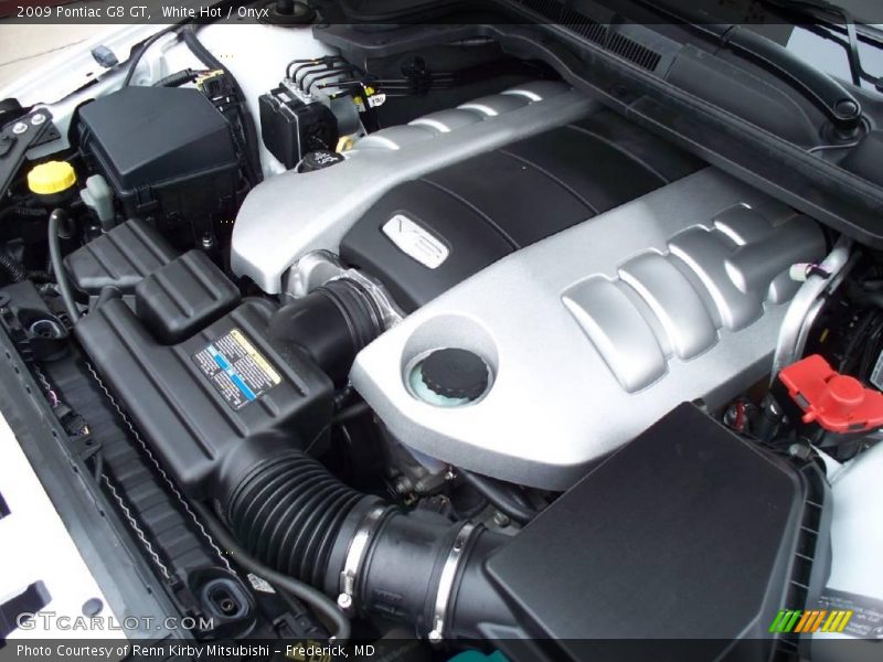 White Hot / Onyx 2009 Pontiac G8 GT