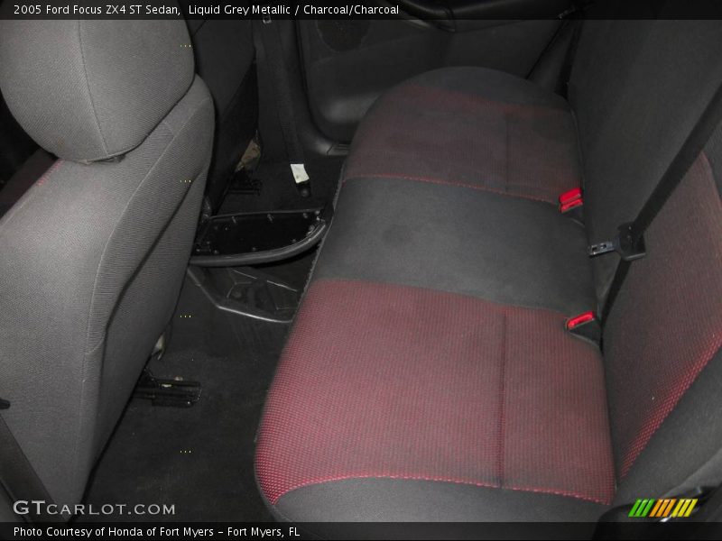 Liquid Grey Metallic / Charcoal/Charcoal 2005 Ford Focus ZX4 ST Sedan