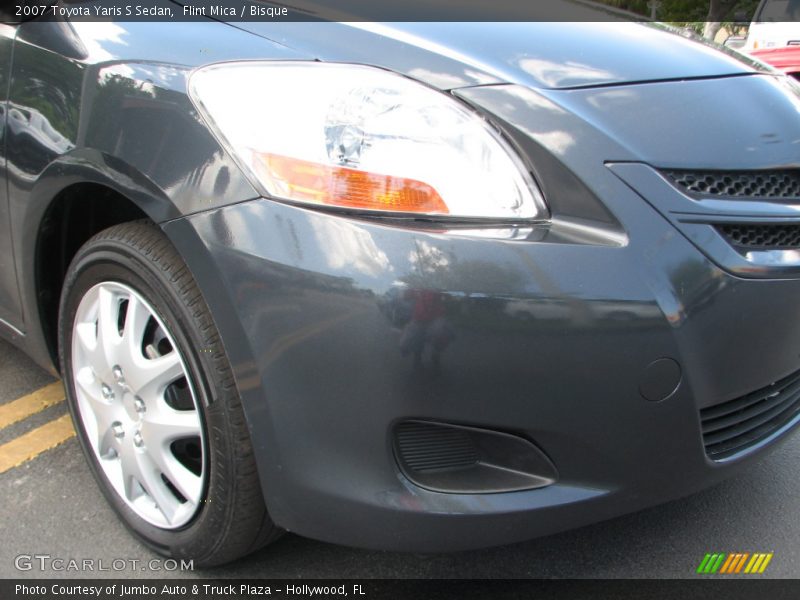 Flint Mica / Bisque 2007 Toyota Yaris S Sedan
