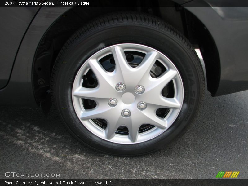 Flint Mica / Bisque 2007 Toyota Yaris S Sedan
