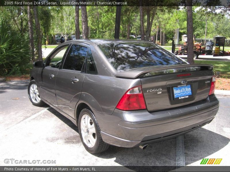 Liquid Grey Metallic / Charcoal/Charcoal 2005 Ford Focus ZX4 ST Sedan