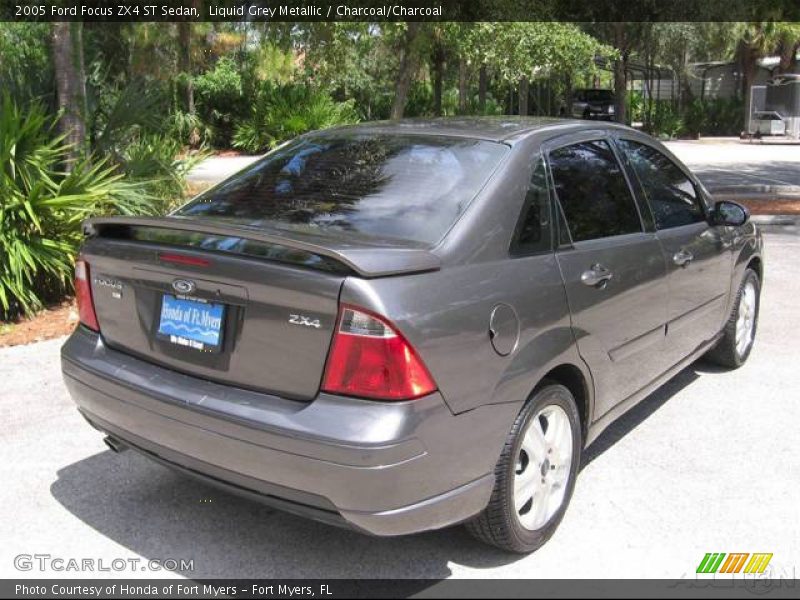 Liquid Grey Metallic / Charcoal/Charcoal 2005 Ford Focus ZX4 ST Sedan
