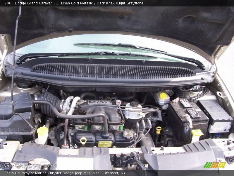 Linen Gold Metallic / Dark Khaki/Light Graystone 2005 Dodge Grand Caravan SE
