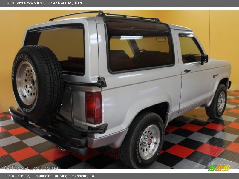 Silver Metallic / Red 1988 Ford Bronco II XL
