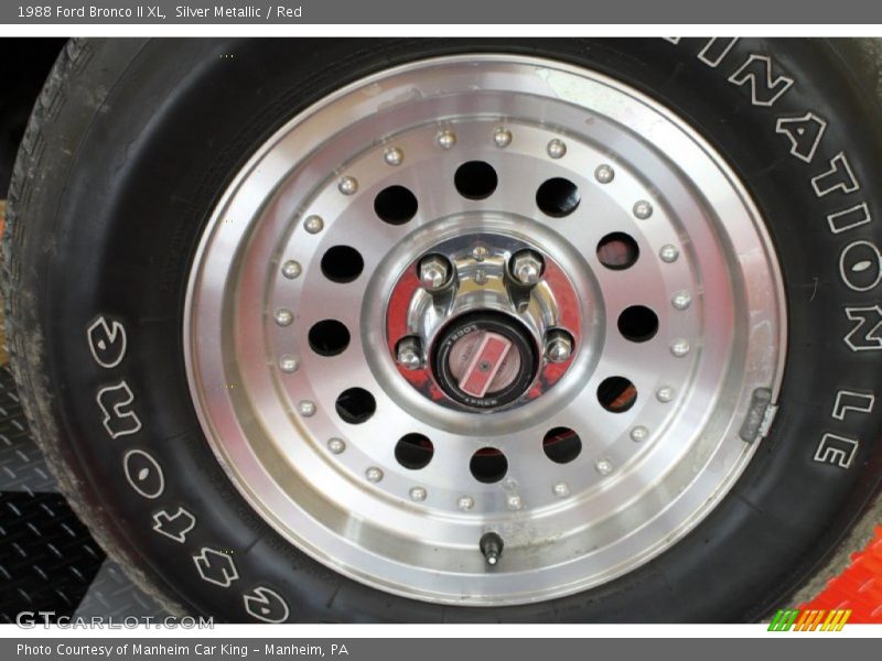 Silver Metallic / Red 1988 Ford Bronco II XL