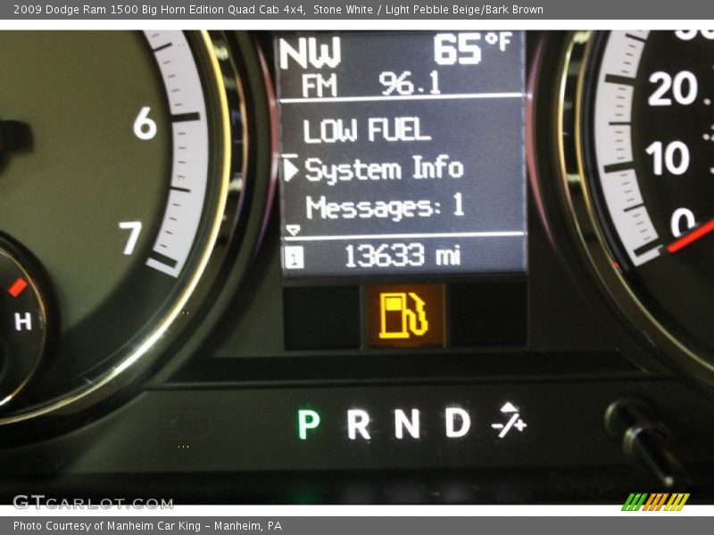 Stone White / Light Pebble Beige/Bark Brown 2009 Dodge Ram 1500 Big Horn Edition Quad Cab 4x4