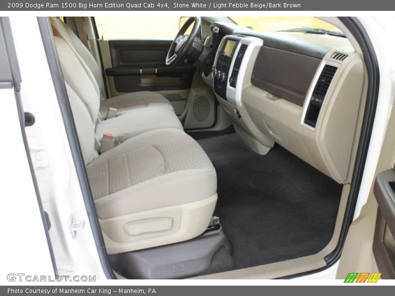 Stone White / Light Pebble Beige/Bark Brown 2009 Dodge Ram 1500 Big Horn Edition Quad Cab 4x4