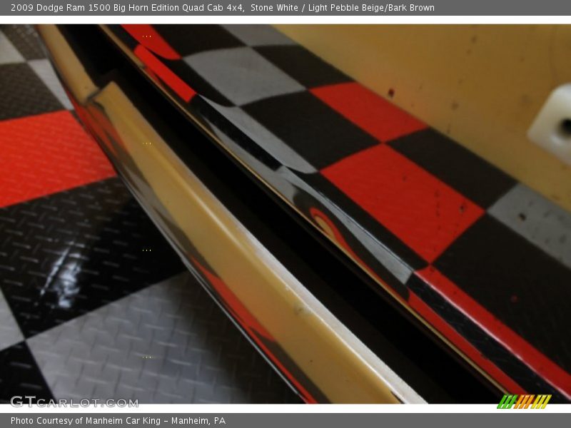 Stone White / Light Pebble Beige/Bark Brown 2009 Dodge Ram 1500 Big Horn Edition Quad Cab 4x4