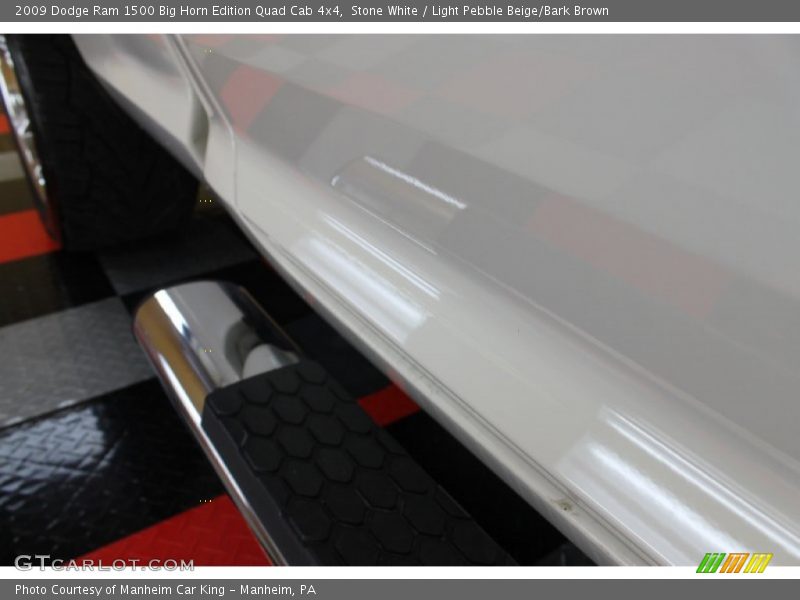 Stone White / Light Pebble Beige/Bark Brown 2009 Dodge Ram 1500 Big Horn Edition Quad Cab 4x4