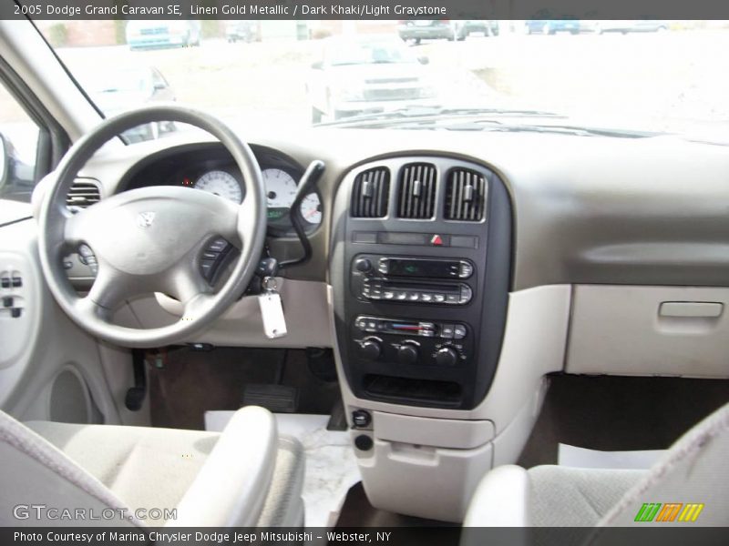 Linen Gold Metallic / Dark Khaki/Light Graystone 2005 Dodge Grand Caravan SE