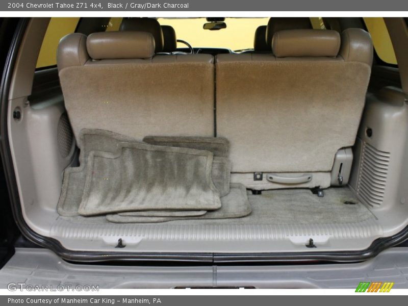 Black / Gray/Dark Charcoal 2004 Chevrolet Tahoe Z71 4x4