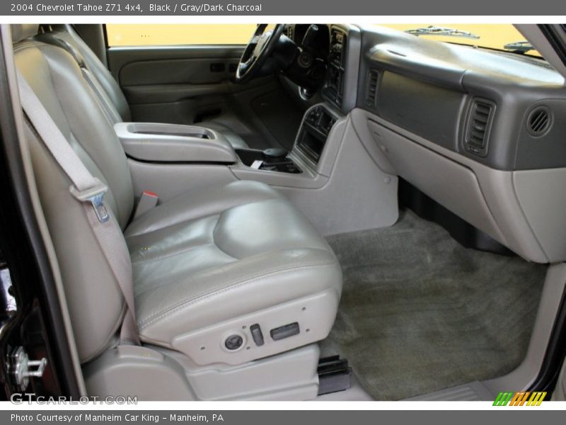 Black / Gray/Dark Charcoal 2004 Chevrolet Tahoe Z71 4x4