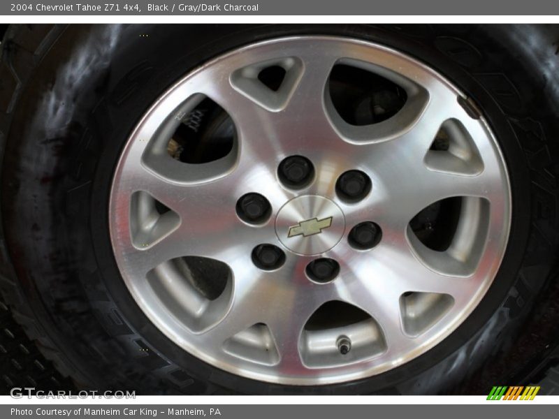 Black / Gray/Dark Charcoal 2004 Chevrolet Tahoe Z71 4x4