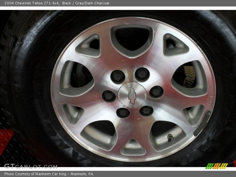 Black / Gray/Dark Charcoal 2004 Chevrolet Tahoe Z71 4x4