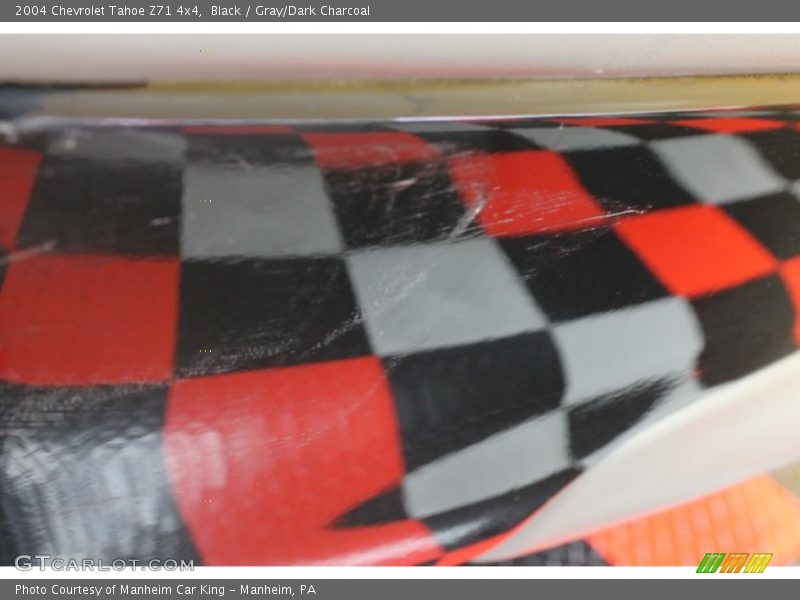Black / Gray/Dark Charcoal 2004 Chevrolet Tahoe Z71 4x4