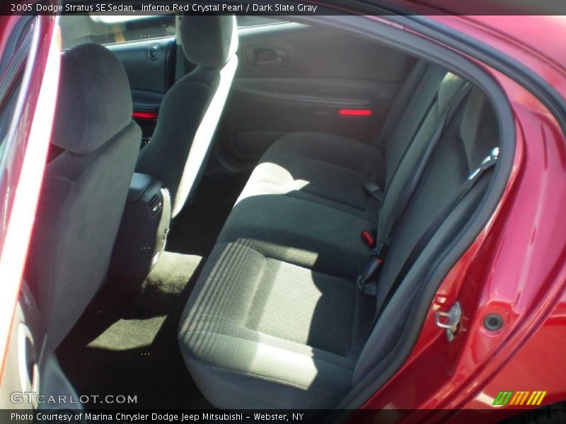 Inferno Red Crystal Pearl / Dark Slate Gray 2005 Dodge Stratus SE Sedan