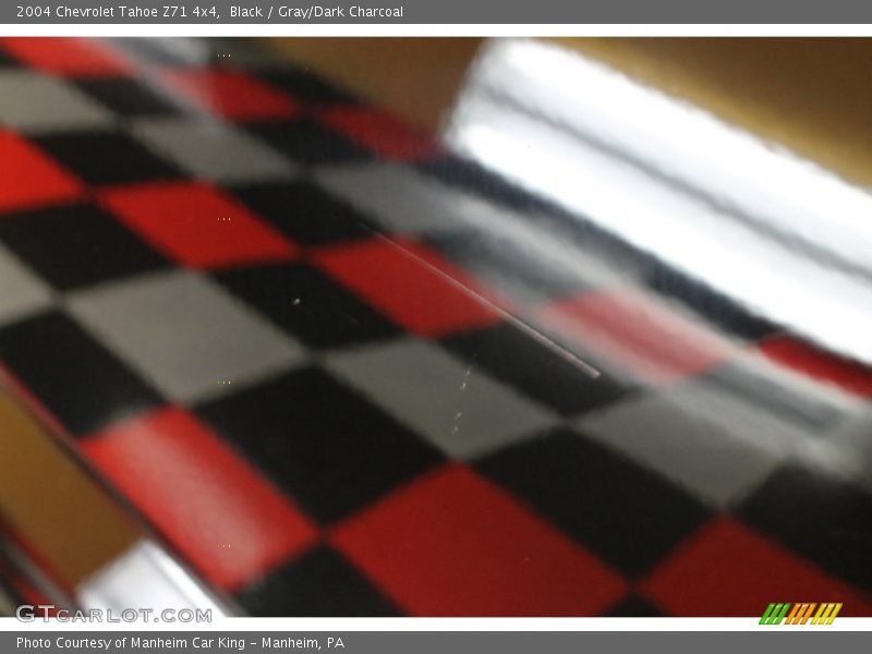 Black / Gray/Dark Charcoal 2004 Chevrolet Tahoe Z71 4x4