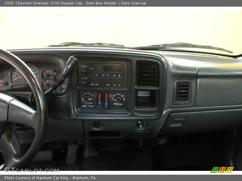 Dark Blue Metallic / Dark Charcoal 2005 Chevrolet Silverado 1500 Regular Cab