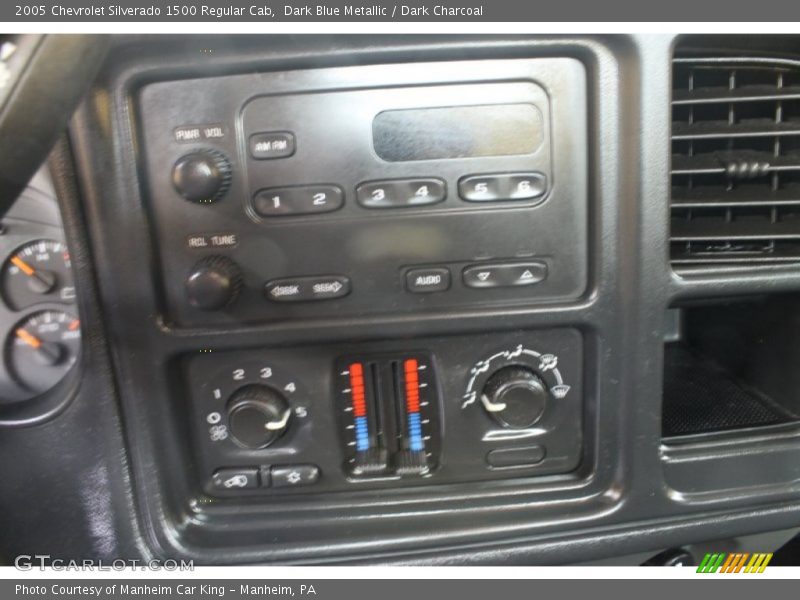 Dark Blue Metallic / Dark Charcoal 2005 Chevrolet Silverado 1500 Regular Cab