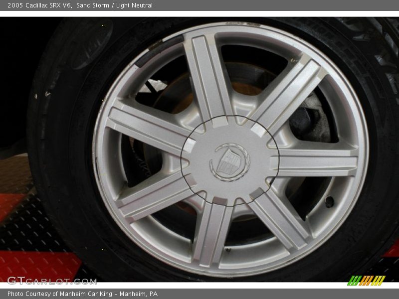 Sand Storm / Light Neutral 2005 Cadillac SRX V6
