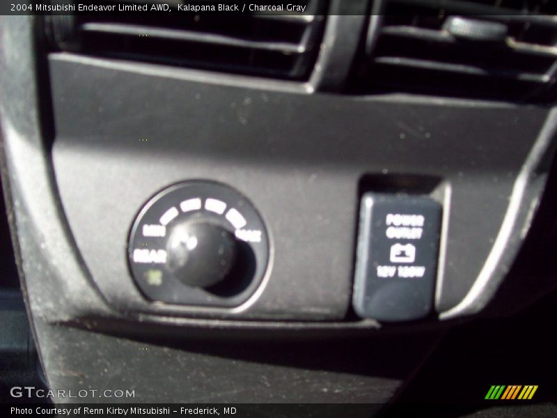 Kalapana Black / Charcoal Gray 2004 Mitsubishi Endeavor Limited AWD
