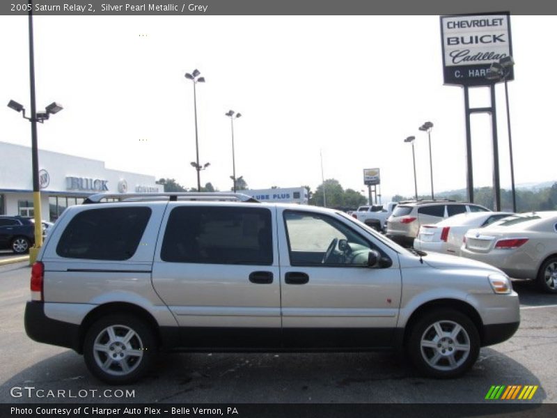 Silver Pearl Metallic / Grey 2005 Saturn Relay 2