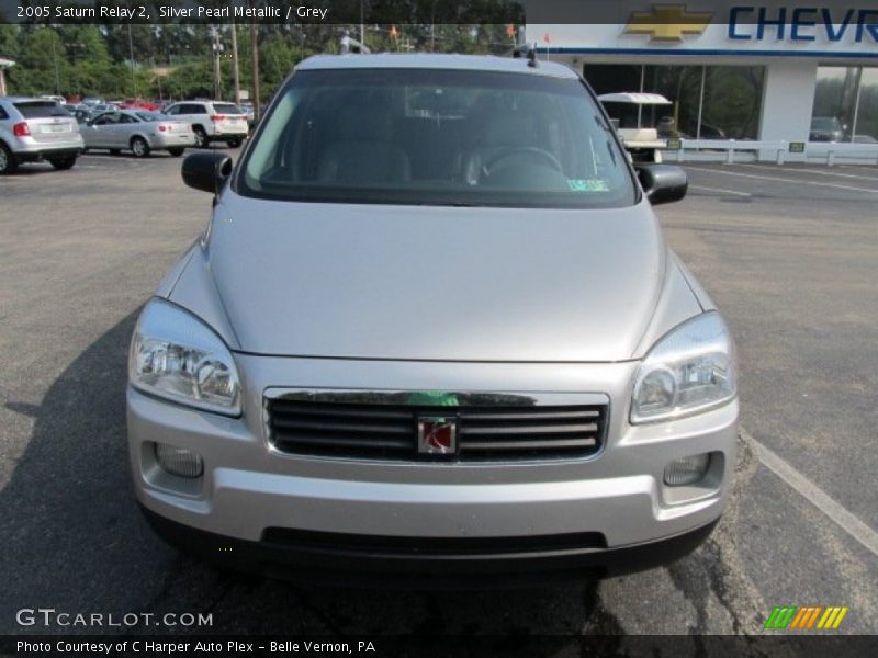 Silver Pearl Metallic / Grey 2005 Saturn Relay 2