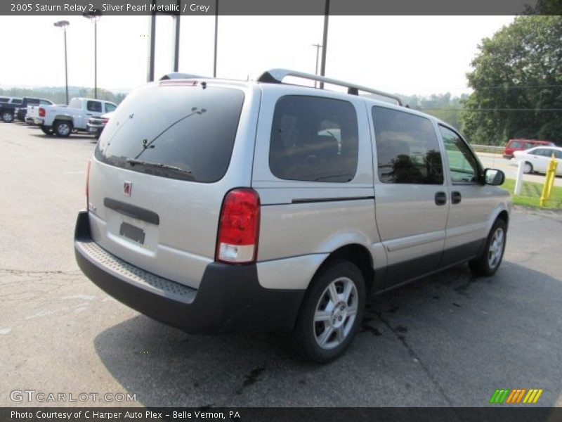Silver Pearl Metallic / Grey 2005 Saturn Relay 2