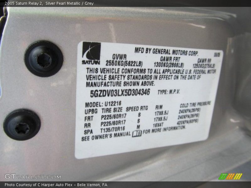 Silver Pearl Metallic / Grey 2005 Saturn Relay 2