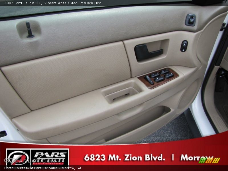 Vibrant White / Medium/Dark Flint 2007 Ford Taurus SEL