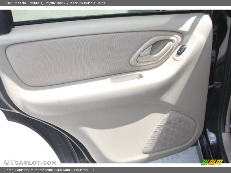 Mystic Black / Medium Pebble Beige 2005 Mazda Tribute s