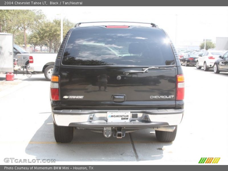 Black / Tan/Neutral 2004 Chevrolet Tahoe LT